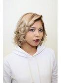 シャンパンゴールド×グラデーションヘアカラー