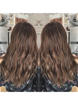 ローラム(LOLAM) ハイライトカラーデザイン