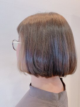 ブランシェ 名鉄小幡駅前店 ツヤインナーカラーボブ