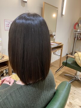 美容室 アイディー i-dee 艶さらミディアム