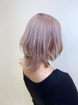 アマンドール(Aman D'or) パールホワイトウルフ