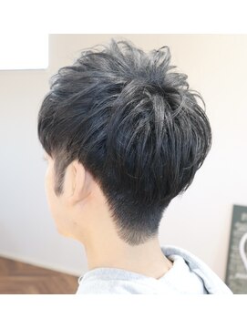 ウィスカーヘアー(whisker hair) ダークアッシュショート