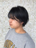 ヘアアーツ ブルーム(hair art's BLOOM) ダークカラーショート。