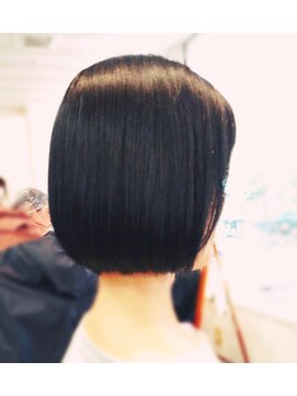 レリビー アウラ(LELiBE_'aula) ボブ