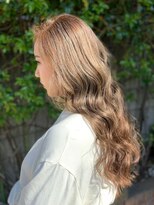 アクアマリン8810 ハチハチイチゼロ(AQUA MARINE 8810) 大人可愛いココアベージュグレージュカラーボブウルフ黒髪