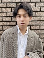 コンフィデンス 新宿3rd(confidence)&nbsp;ツイストスパイラルパーマセンターパートコムドットツーブロック