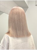 新宿 切りっぱなしボブ ブリーチカラー ホワイトミルクティー