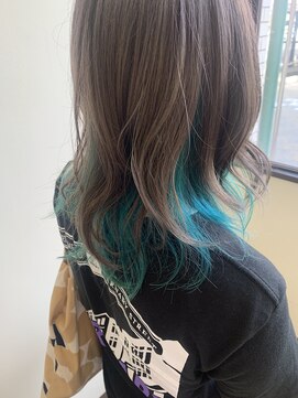 ヘアーデザインハル(hair desigin hal) インナーカラー/グレー×ターコイズ