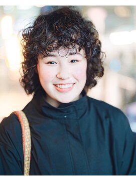 カフ(CAF) CAF河内 ハードパーマ 強めパーマ イメチェン 大阪 心斎橋