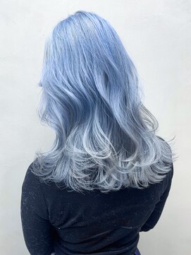 アルバム 渋谷パルコ(ALBUM) クラゲヘアーホワイトブロンドフェミニンロング_ba499931