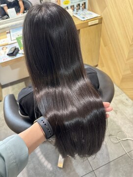 フォルテリノ ナゴヤ(FORTE Lino) パールプラチナトリートメント×オリーブグレージュ