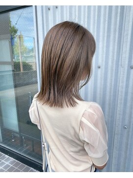 ナンバー 秋田店(N°) アッシュベージュ