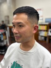 理容 鮎川 スキンフェード