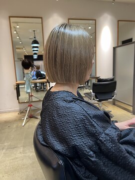 ワン 戸塚(ONE001) まとまりボブ