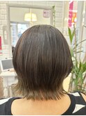 外ハネウルフカット