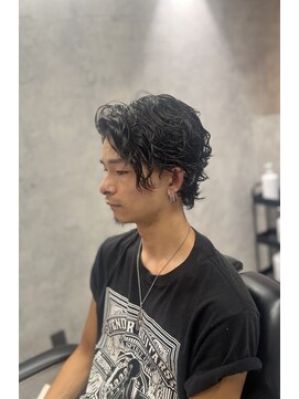 シャノ(siano) かき上げ流し×ミディアムパーマ