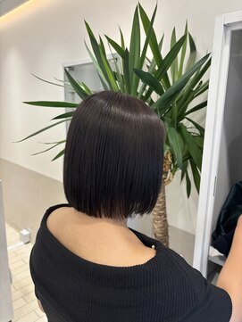 バレル 天王寺阿倍野店(Barrel) ミニボブ×艶暗色カラー