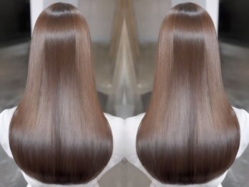 ワンデイ 表参道(oneday)の写真/[#髪質改善]大人気 [超保湿Proトリートメント] で抜群の艶と潤いを実現！髪のお悩みもぜひご相談を◎