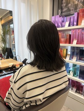 ウイ バイ ファースト 北四番丁店(u'i by first) ミディアムヘア×アッシュベージュ