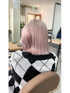 サクラ オモテサンドウ(SAKURA) ハイトーンホワイトピンクベージュ/ブリーチありダブルカラー