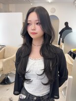 ネモネ バイ ミリー 梅田茶屋町(nemone by milly)&nbsp;【梅田茶屋町】レイヤーカット×韓国巻きヘア