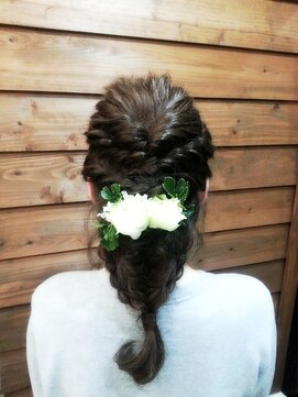 クラーク ヘアアレンジ