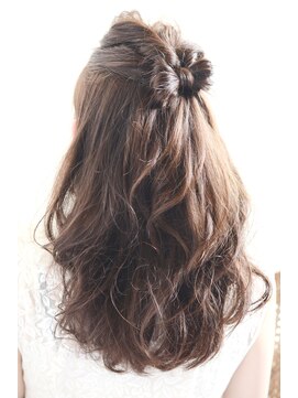 シェア(SHARE hair make works) 『SHARE』☆簡単！可愛い+*オールバックリボンハーフアレンジ☆