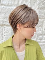 ラミ(L'ami) 小顔に見える丸みショート＋ライトオリーブベージュ