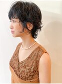 黒髪ウルフショートパーマスタイルウェーブカール広島市美容院