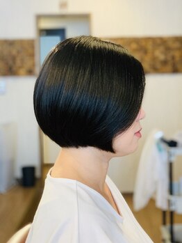 リリー(Lily)の写真/ダメージレスにこだわり、あなたの髪を美しく仕上げます。駅近だから通いやすいのも嬉しい♪
