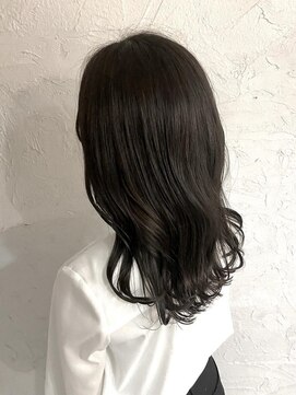 アメリラブ(ameri love) 暗髪でのおしゃれな【ミディ】