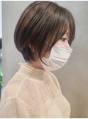 大人ショートボブ/丸みショート/イルミナカラー/ベージュ/横浜