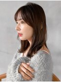 ナチュラルカールレイヤーカット前髪愛されハイライトカラー
