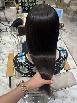 ゼスト フィーノ(ZEST fino) 【平林 鼓】酸性縮毛矯正で理想な綺麗な艶髪に！