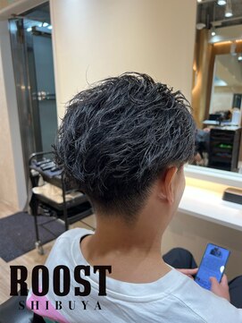 ルースト 渋谷店(ROOST) フェザーショート