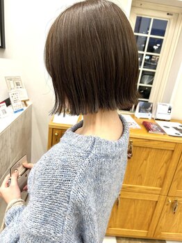 ゼゼ 高知店(zeze)の写真/髪質改善メニューとの組み合わせメニューもおすすめ◎【高知市/ショートカット/ショートボブ】