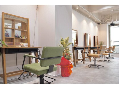 ユニテ バイ リトル 札幌(Unite by little)の写真