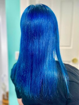 【ロイヤルブルー】池袋美容室