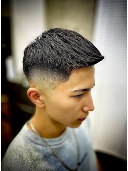 ミッチェル(MiCCHEL)の写真/【磐田/BARBER】プロも通う本格派。0mmから作る「スキンフェード」で圧倒的な男の品格を。