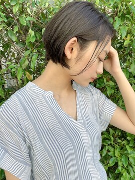 ミィ 表参道(mee.) 【mee.】ハセガワヒトシ センシュアルショート　大人ヘア