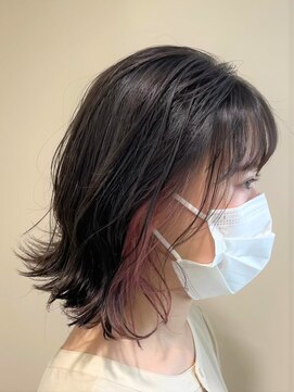 アズール 草加(azule) ペールピンクカラーのインナーカラー　透明感カラーの淡いピンク