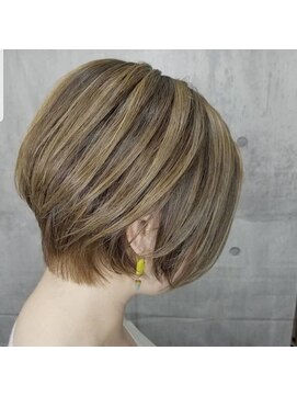 ヘアリゾート粋 ドゥオ 新宿南口店(dua) 脱白髪染め/クレイライツ/ファイバープレックスブリーチ【新宿】