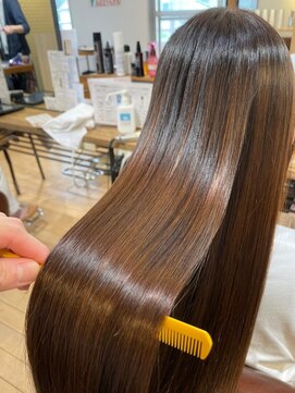 ヒトヒト(hitoHito) 髪質改善プレミアムカラーエステ