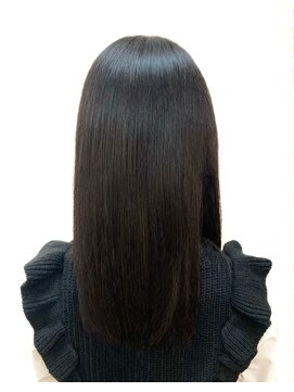 黄ぐまくん美容室 ワンレングス　セミロング