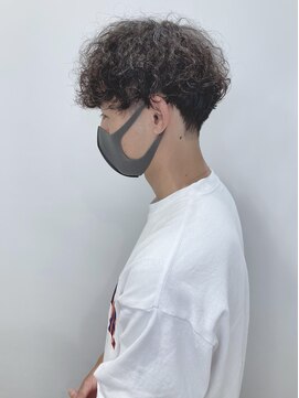 モリオフロムロンドン 松戸店(Morio from London) 【松戸 岩口】黒髪強めスパイラルパーママッシュショート