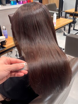 シャルムバイケンジ(Charm.by KENJE) 髪質改善美髪トリートメント酸性ストレート縮毛矯正銀座有楽町