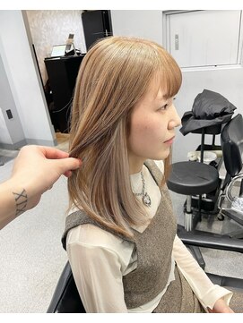 キリカ 新宿東口(KIRIKA) ベージュインナーカラー