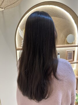 ジーナ 天王寺(Zina) 柔らかいブラウンカラー