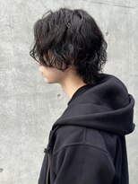 トルネード(TORNADO) メンズショートヘアパーマスタイルセンターパート丸顔K20250410