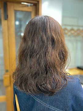 シーバイトリコ 市川(SEA by tricot) 癖毛風ゆるパーマ